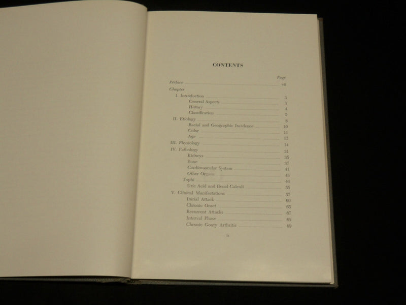 1959 GOUTY ARTHRITIS AND GOUT BOOK BY DR. WEISS & SEGALOFF - KD 2767A