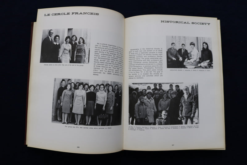 1967 VINCENTIAN ST. JOHN'S UNIVERSITY YEARBOOK - NEW YORK CITY, NY - YB 3439