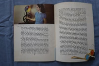 1956 LIGHT-BASIC SCIENCE SOFTCOVER BOOK BY BERTHA MORRIS PARKER - K 694