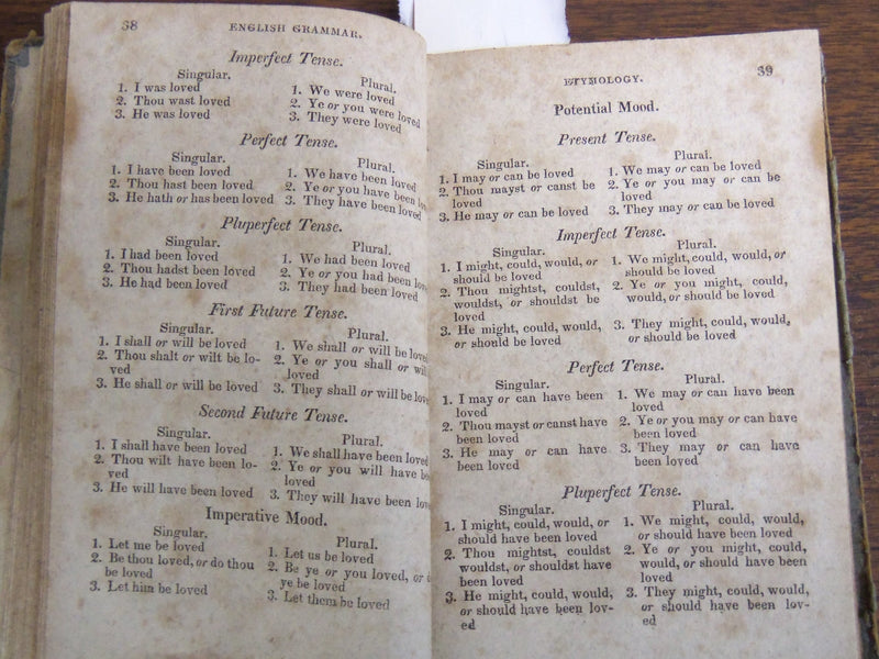 1927 MURRAY'S ENGLISH GRAMMAR ABRIDGED BOOK BY LINDLEY MURRAY - K 1287