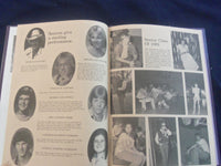 1982 PIRATEER PETERSBURG HIGH SCHOOL YEARBOOK - PETERSBURG, NEBRASKA - YB 2832