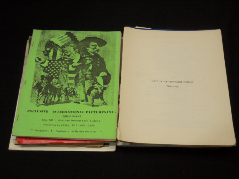 ASSORTED MOVIE EPHEMERA - 35 PIECES - O 3919