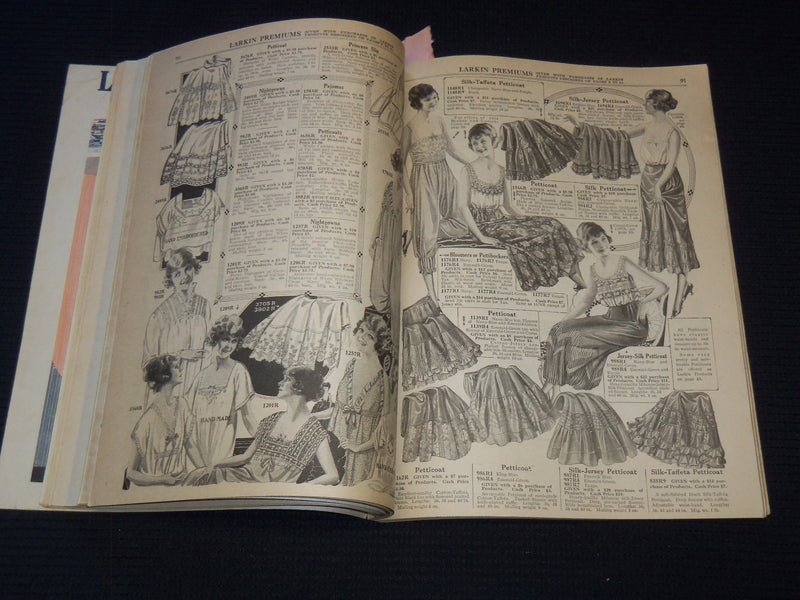 1921 SPRING & SUMMER THE LARKIN PLAN CATALOG NO. 85 - SOFTCOVER - J 7865