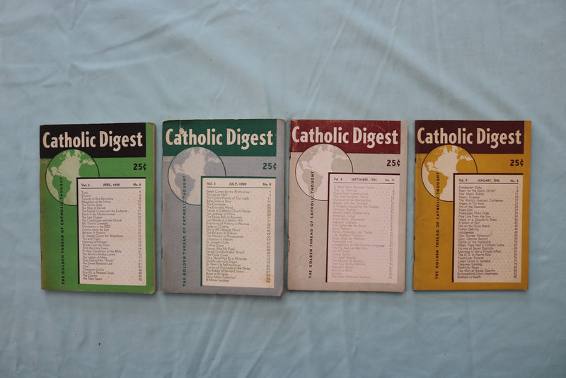 1939-1945 CATHOLIC DIGEST MAGAZINE - LOT OF 4 - O 3946
