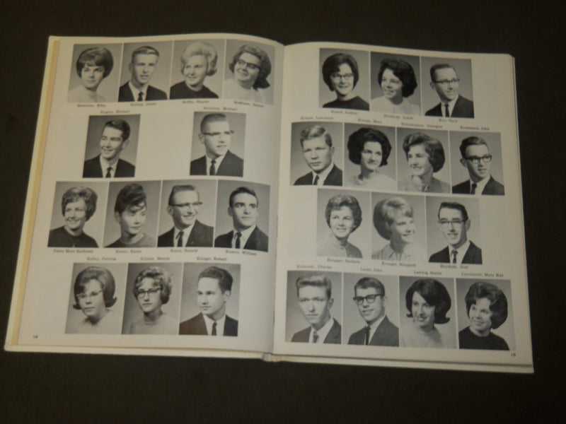 1964 THE RED HAT NEWMAN HIGH SCHOOL YEARBOOK - WAUSAU WISCONSIN - YB 1574