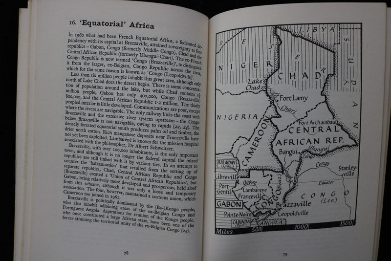 1963 AN ATLAS OF AFRICAN AFFAIRS SOFTCOVER BOOK - K 3493
