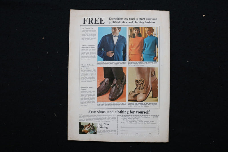 1970 COUNTRY & WESTERN WORLD MAGAZINE - JOHNNY CASH-ELVIS COVER - E 25440