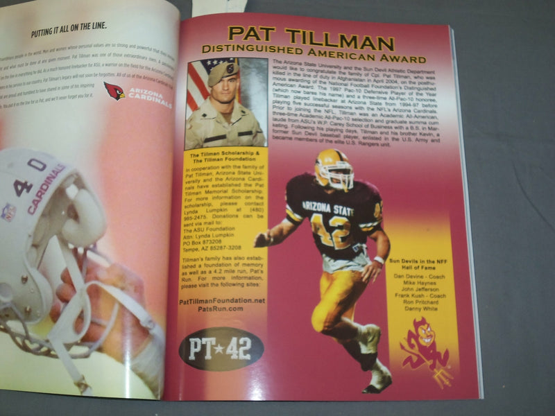 2006 NATIONAL FOOTBALL FOUNDATION & COLLEGE HALL OF FAME PROGRAM - J 4103