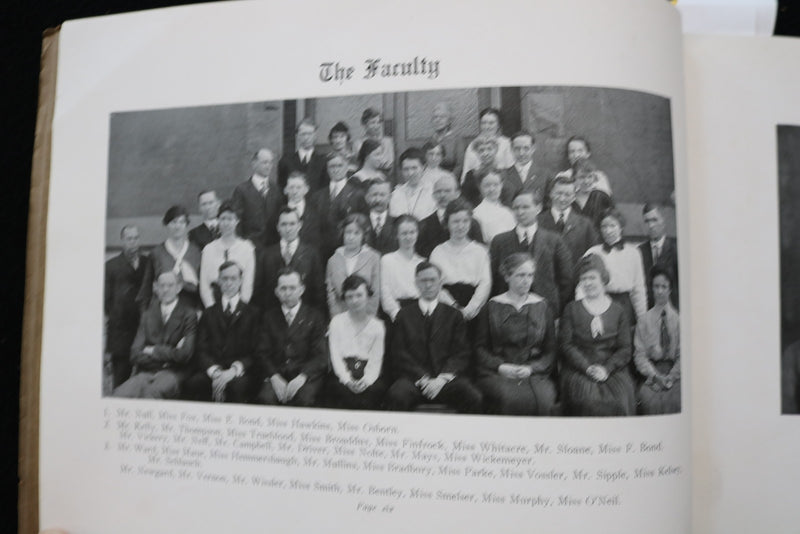 1918 THE PIERIAN - RICHMOND HIGH SCHOOL YEARBOOK - INDIANA - K 2880