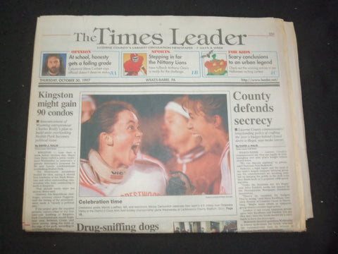 1997 OCT 30 WILKES-BARRE TIMES LEADER - LUZERNE COUNTY DEFENDS SECRECY - NP 7765