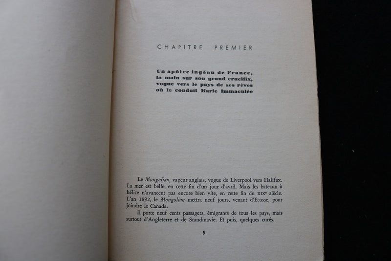 1954 L'EVEQUE DES NEIGES SOFTCOVER BOOK BY ROLAND CLUNY - FRENCH TEXT - K 3499