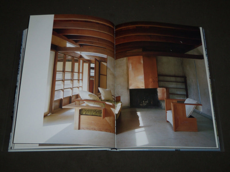 2010 LIVING ARCHITECTURE BOOK BY DOMINIQUE BROWNING - GREAT PHOTOS - D 179