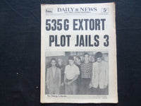 1954 AUGUST 27 NY DAILY NEWS NEWSPAPER - 535G EXTORT PLOT JAILS 3 - NP 2496