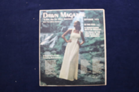 1975 SEPTEMBER DAWN MAGAZINE - PAT JONES COVER - NP 8849