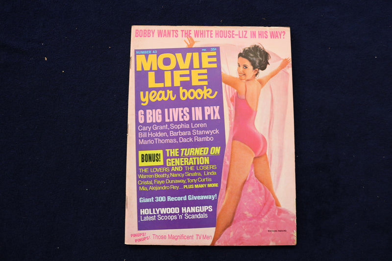 1968 MOVIE LIFE YEAR BOOK MAGAZINE - BARBARA PARKINS COVER - E 12896
