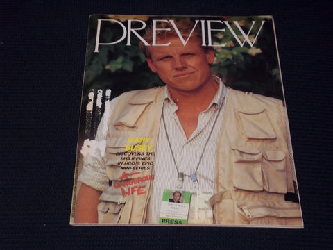 1988 NOVEMBER PREVIEW MAGAZINE - GARY BUSEY FRONT COVER - E 15418