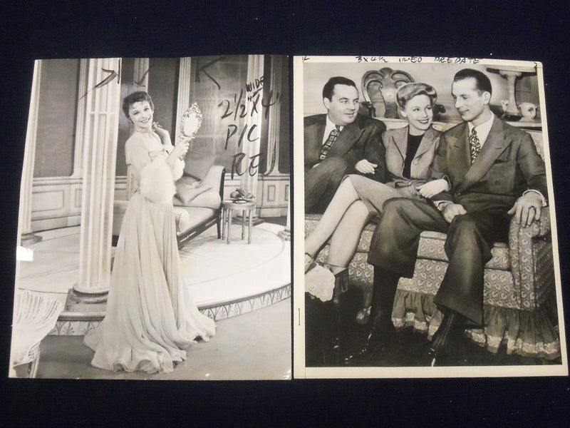 1945-1964 ACTRESS SIGNE HASSO PRESS PHOTOS LOT OF 5 DIFFERENT - STAMPED - J 1793