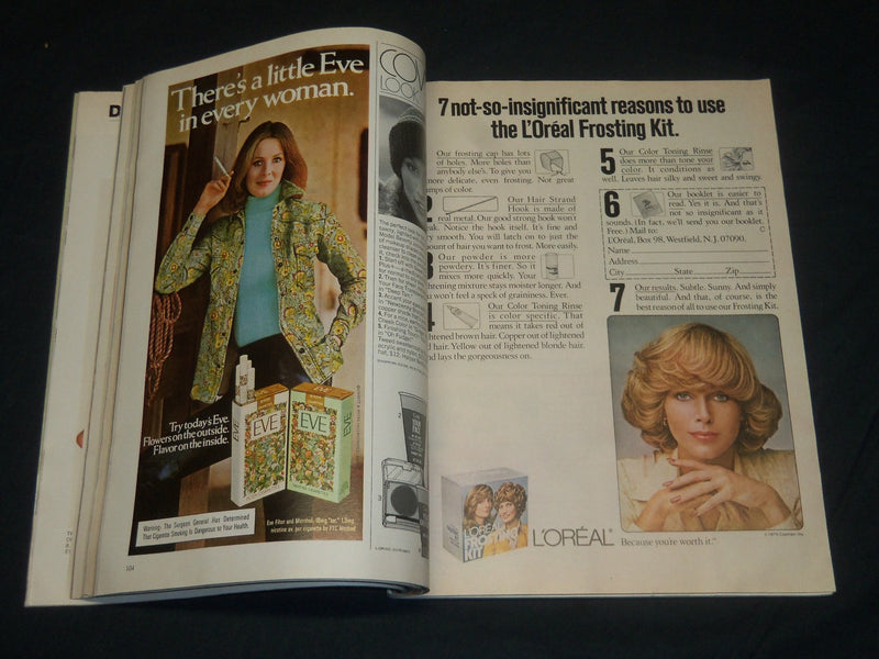 1975 OCTOBER GLAMOUR MAGAZINE - BEVERLY JOHNSON COVER - FASHION - J 5557