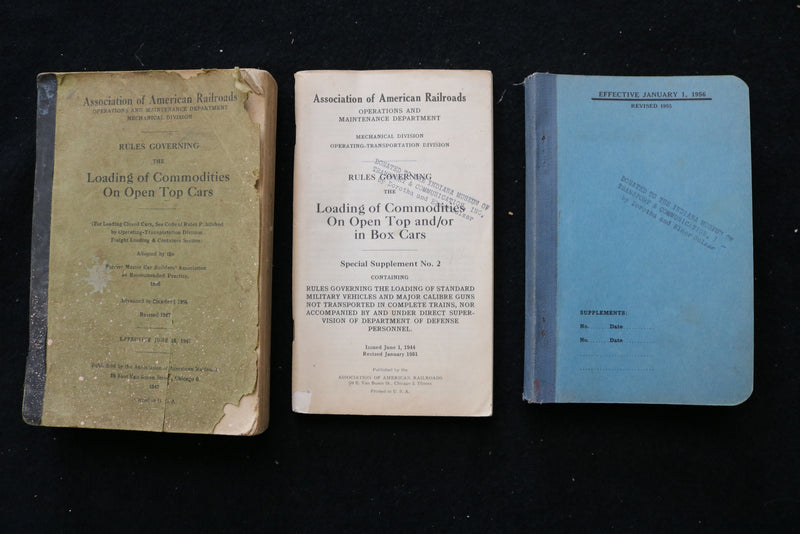 1933-1969 ASSOCIATION OF AMERICAN RAILROADS RULE BOOKS - LOT OF 18 - O 3673