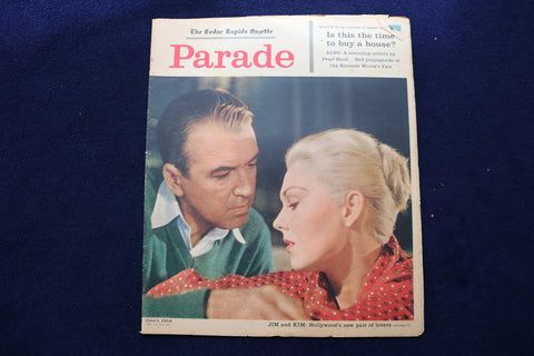 1958 JUNE 1 PARADE MAGAZINE - JIMMY STEWART & KIM NOVAK COVER - E 22348