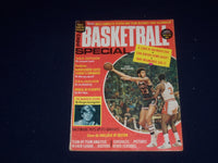 1971-1972 PRO BASKETBALL SPECIAL MAGAZINE - LEW ALCINDOR COVER - SP 5364