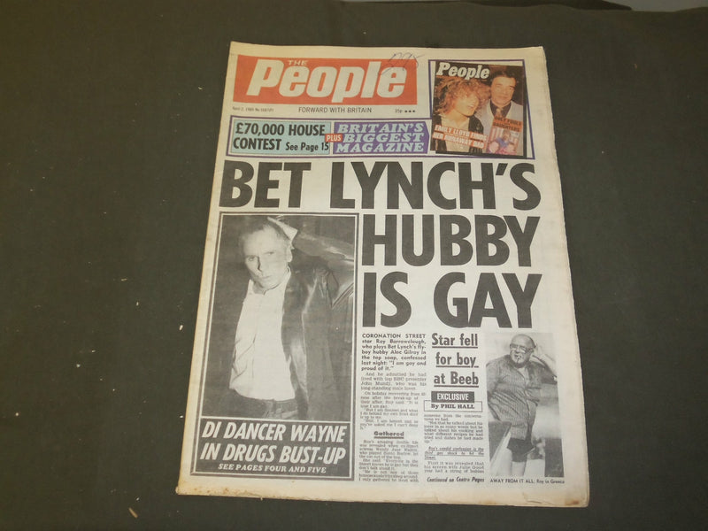 1989 APRIL 2 THE PEOPLE NEWSPAPER - BET LYNCH'S HUBBY IS GAY - NP 3374