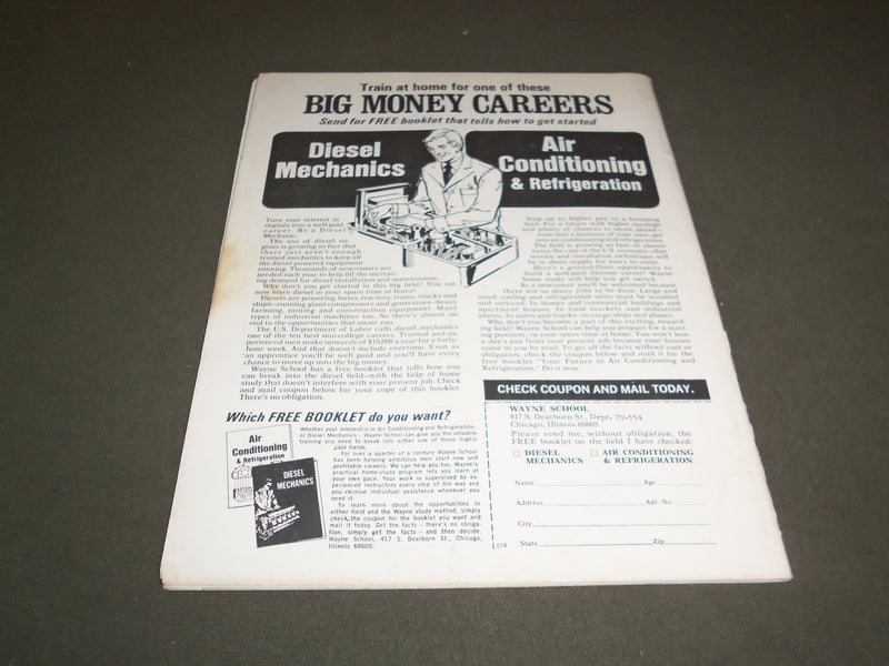 1972 JULY THE RING MAGAZINE - CASSIUS CLAY IN JAPAN - SP 5308