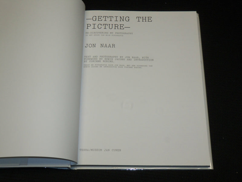 2006 GETTING THE PICTURE HARDCOVER BOOK BY JON NAAR - NICE PHOTOS - R 707G
