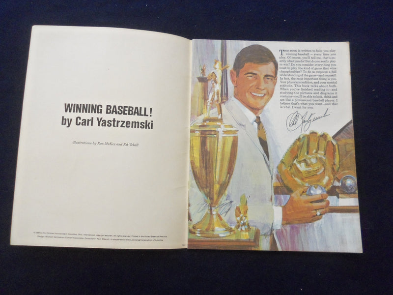 1968 CARL YASTRZEMSKI SHOWS YOU HOW TO PLAY WINNING BASEBALL MAGAZINE - SP 6118S