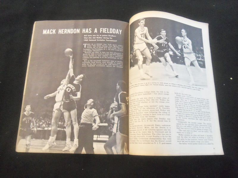 1961 MARCH GREAT MOMENTS IN SPORTS MAGAZINE - JOHANSSON VS. PATTERSON - J 7721