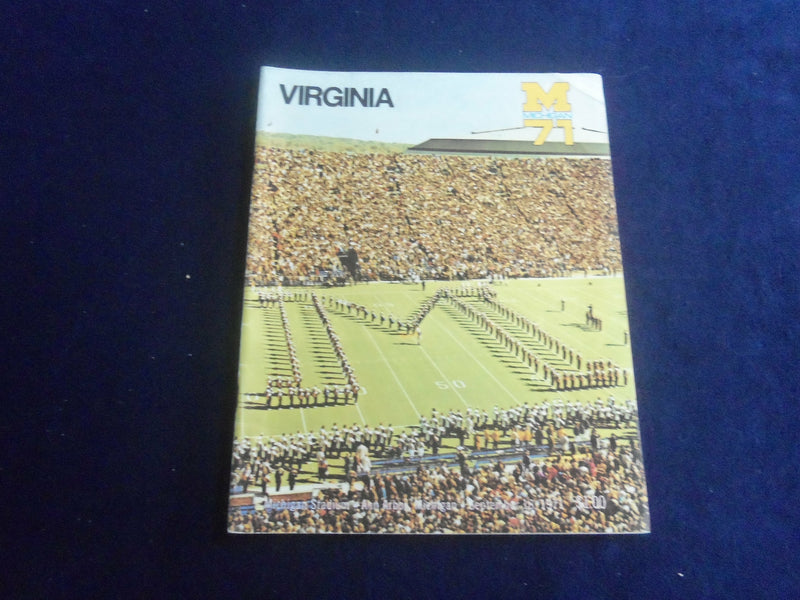 1971 SEP 18 FOOTBALL PROGRAM - UNIVERSITY OF MICHIGAN VS UNIV VIRGINIA - ST 7177