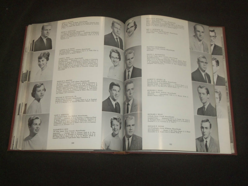 1960 UNIVERSITY OF MASSACHUSETTS YEARBOOK - AMHERST, MASSACHUSETTS - YB 2181
