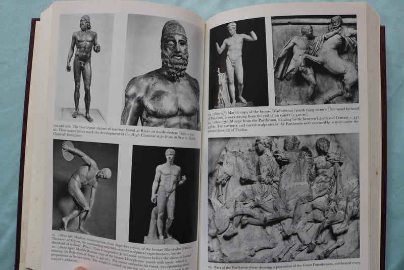 1989 THE CLASSICAL GREEKS HARDCOVER BOOK BY MICHAEL GRANT - KD 9670