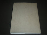 1981 THE SHOCK OF THE NEW BOOK BY ROBERT HUGHES - 2ND PRINTING - KD 3976