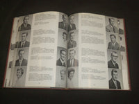 1960 UNIVERSITY OF MASSACHUSETTS YEARBOOK - AMHERST, MASSACHUSETTS - YB 2181