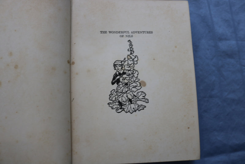 1930 THE WONDRERFUL ADVENTURES OF NILS HARDCOVER BOOK BY SELMA LAGERLOF- KD 9495