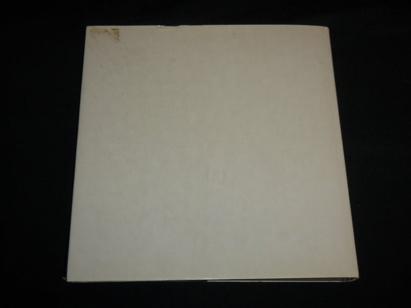 2002 REFLECTIONS MOSCOW IN PHOTOGRAPHS HARDCOVER BOOK -RUSSIAN & ENGLISH- R 704J