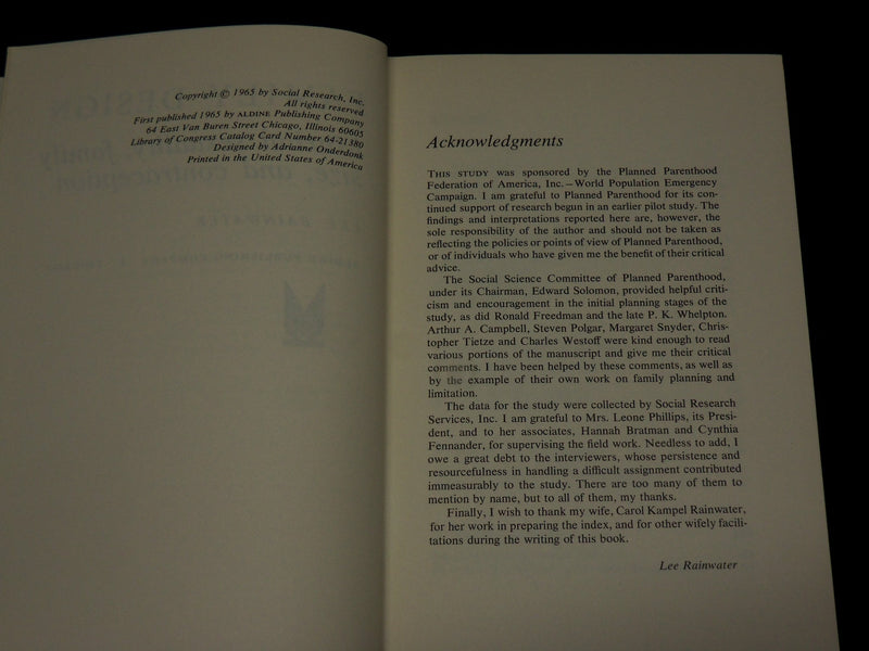 1965 FAMILY DESIGN HARDCOVER BOOK BY LEE RAINWATER - KD 6466
