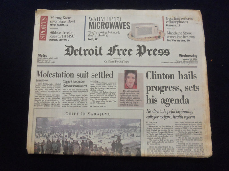 1994 JAN 26 DETROIT FREE PRESS NEWSPAPER -CLINTON HAILS HEALTH PROGRESS- NP 7235
