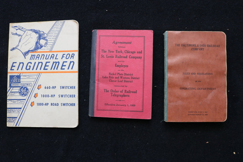 1930'S-1970'S RAILROAD EPHEMERA - LOT OF 25 PIECES - O 3675