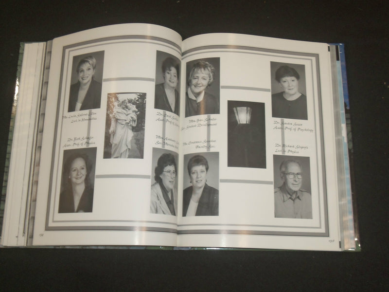 2001 THE COURTIER GEORGIAN COURT COLLEGE YEARBOOK - LAKEWOOD NEW JERSEY- YB 2162