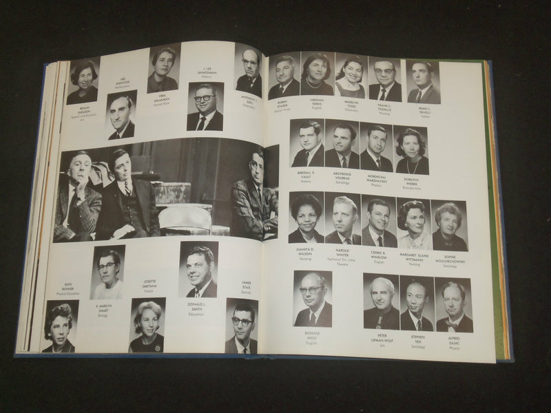 1965 ADELPHI UNIVERSITY YEARBOOK - GARDEN CITY, NEW YORK - YB 2277