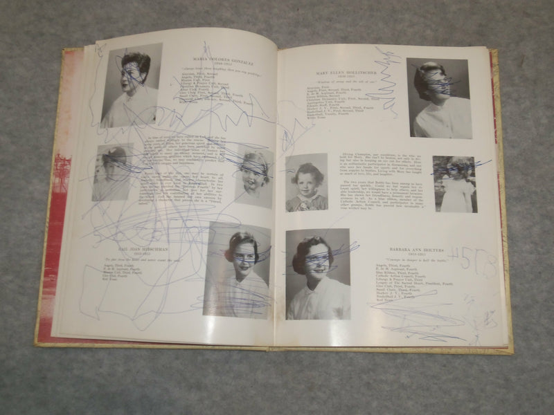 1955 CONVENT OF THE SACRED HEART YEARBOOK - TORRESDALE, PENNSYLVANIA - YB 2075