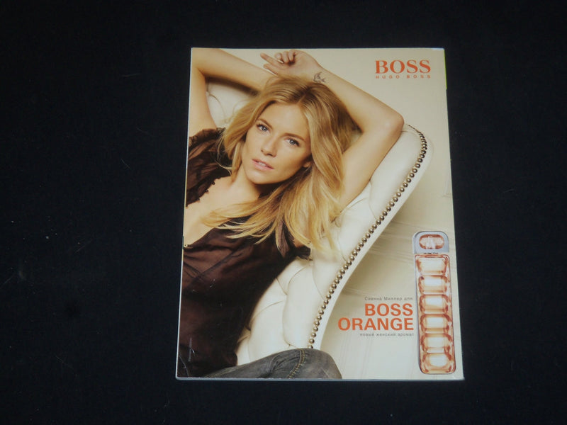 2009 OCTOBER SEX AND THE CITY (RUSSIAN) MAGAZINE - NICE COVER & PHOTOS - SP 6105
