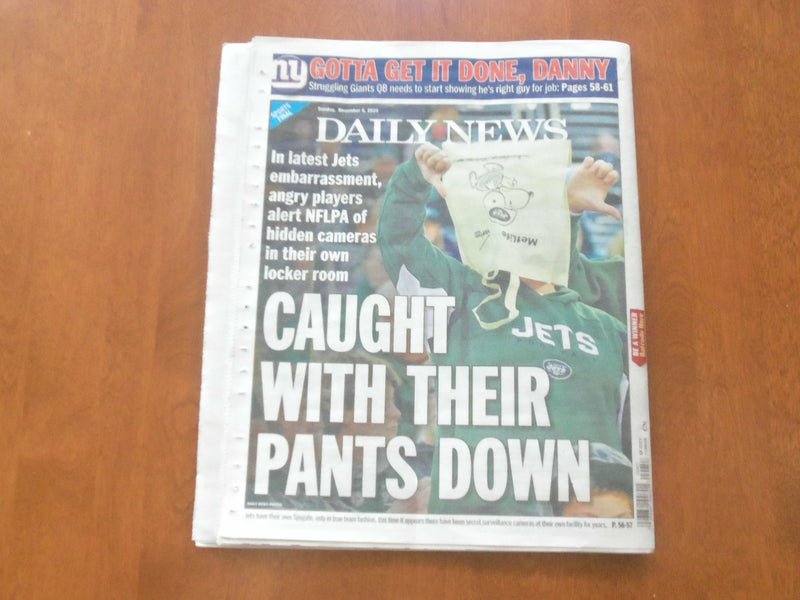 2020 NOVEMBER 8 NEW YORK DAILY NEWS NEWSPAPER- JOE BIDEN & KAMALA HARRIS ELECTED