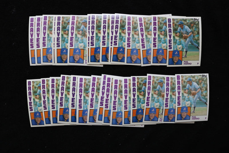 PHIL NIEKRO 1984 TOPPS BASEBALL CARDS - CARD #650 - NM-MT - LOT OF 32 - #49