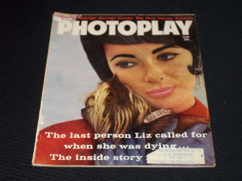 1961 JUNE PHOTOPLAY MAGAZINE - LIZ TAYLOR FRONT COVER - E 16722