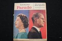 1959 MAY 10 PARADE MAGAZINE - QUEEN ELIZABETH & PHILIP COVER - E 25658