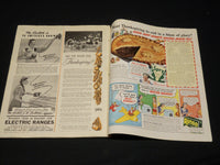 1941 NOVEMBER WOMAN'S HOME COMPANION MAGAZINE - BEAUTIFUL FRONT COVER - F 567J