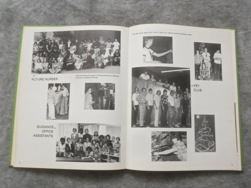 1977 THE REFLECTOR FARRELL HIGH SCHOOL YEARBOOK - FARRELL, PENNSYLVANIA- YB 3173